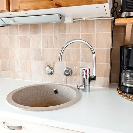 شقة 2ndhomes Classic Nordic 1br With Excellent Loc