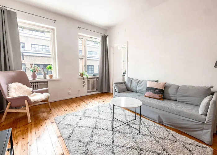 2ndhomes Classic Nordic 1br With Excellent Loc Helsinki